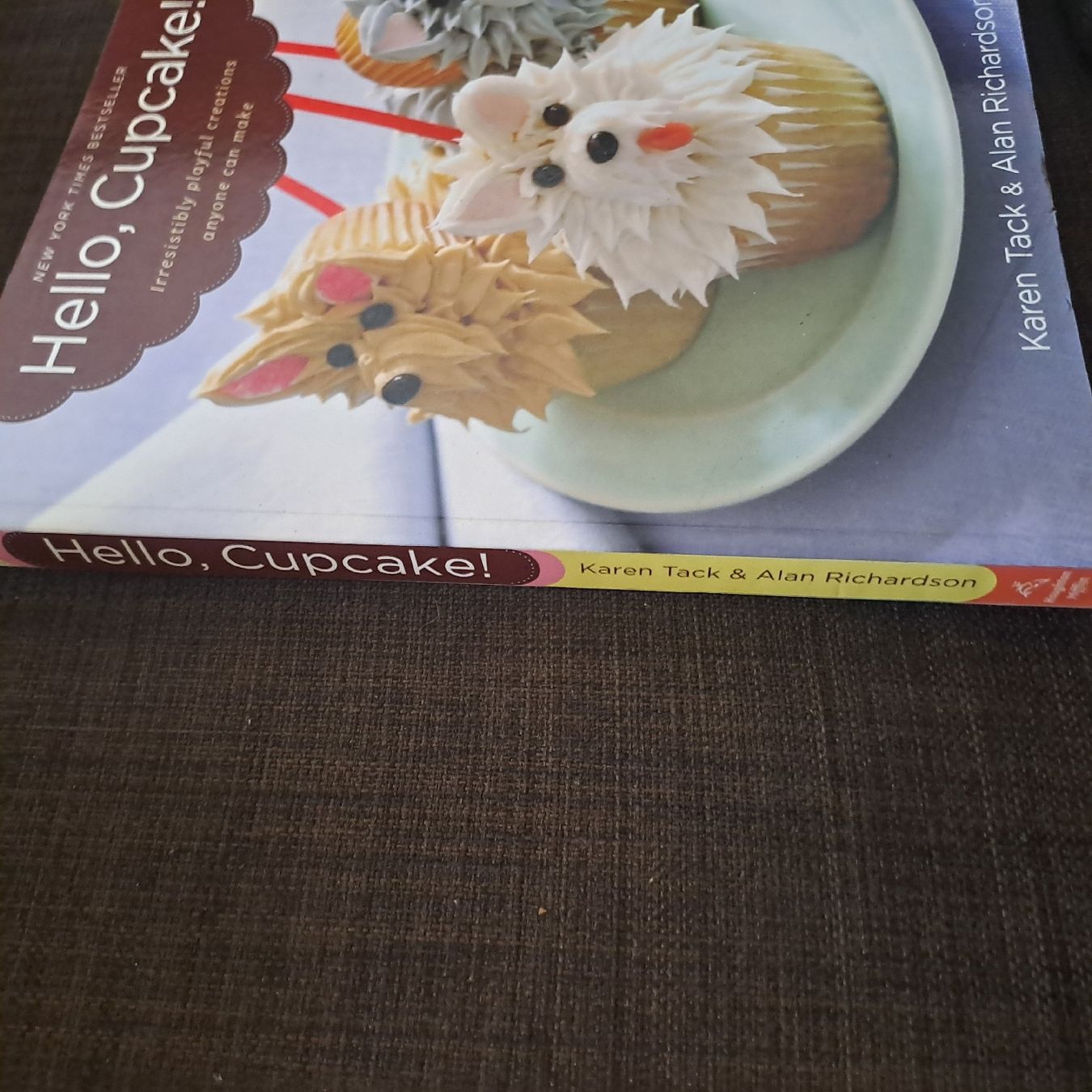 Libri: Hello, Cupcake! by Karen Tack&Alan Richardson – Usato da Oberengstringen venduto da ger_v5h5 1