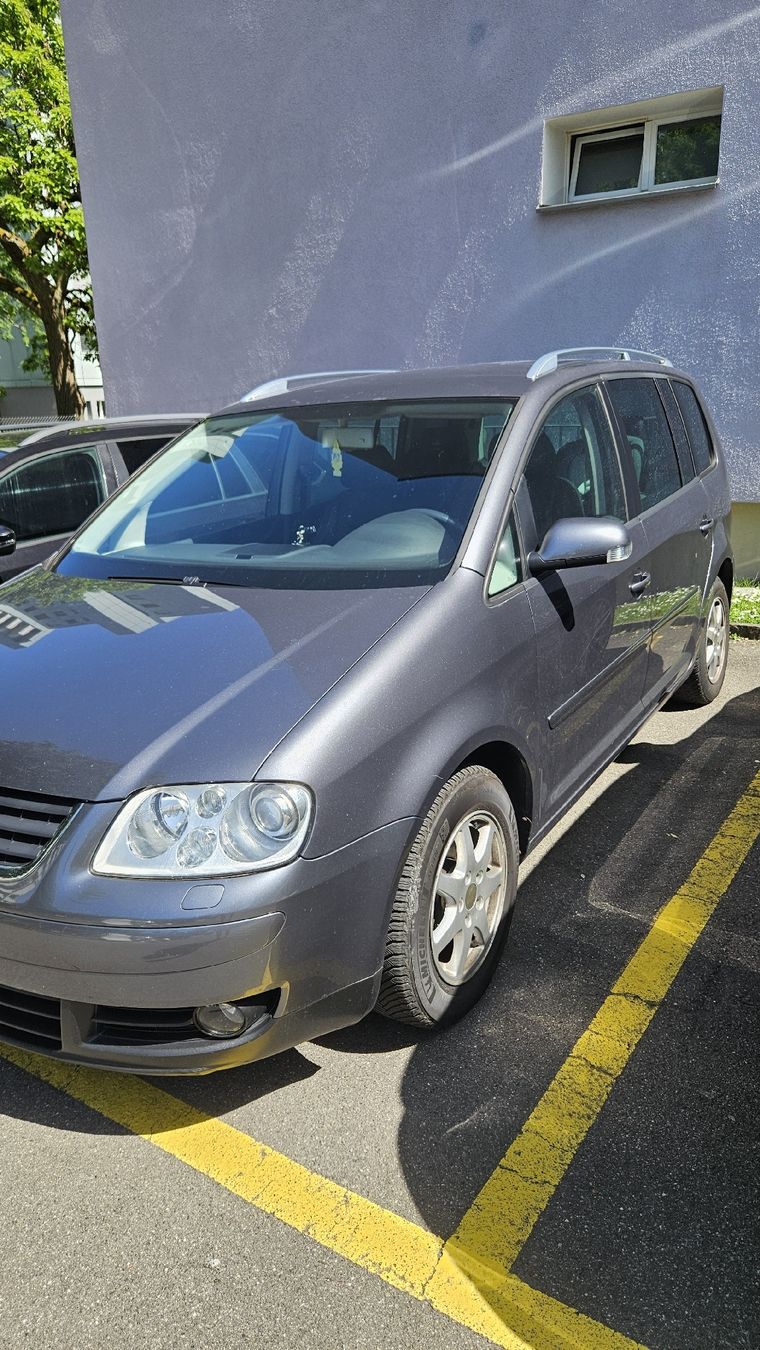 VW Autos: Wv turan  – Gebraucht aus Mägenwil von cus_lr69