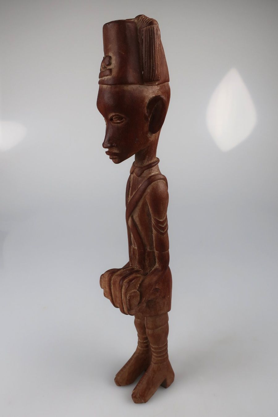Skulpturen & Statuen: Handgefertigte Holz Colon-Figur – Gebraucht aus Volketswil von brockipfannenstil