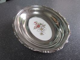 Alte Metall-Schale, Platte mit Keramikboden Blumenmotiv