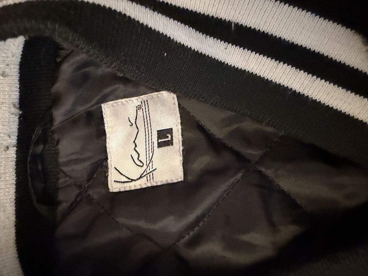 Jacken: KANI- Bomber Jacke – Gebraucht aus Dietlikon von Locinda 3