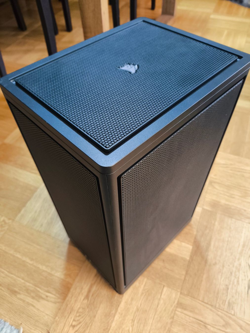Corsair Custodie: Corsair PC mini-ITX Gehäuse Airflow 2000D – Usato da Möhlin venduto da mcintel