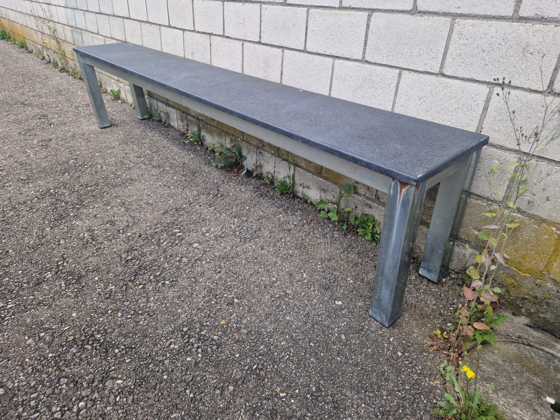 Panchine: Gartenbank Sitzbank massiv mit Marmor Sitzplatte – Usato da Wädenswil venduto da verebe 3