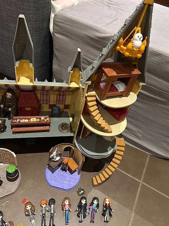 Giocattoli: Chateau Harry Potter  – Usato da Lausanne venduto da acietri 2