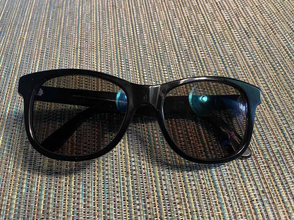 Occhiali & Lenti: Enchroma Brille für Farbenblinde  – Usato da Hünenberg See venduto da sutton 1