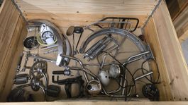 Puch Maxi Ersatzteile Konvolut – Motorenteile, Auspuff, Fede