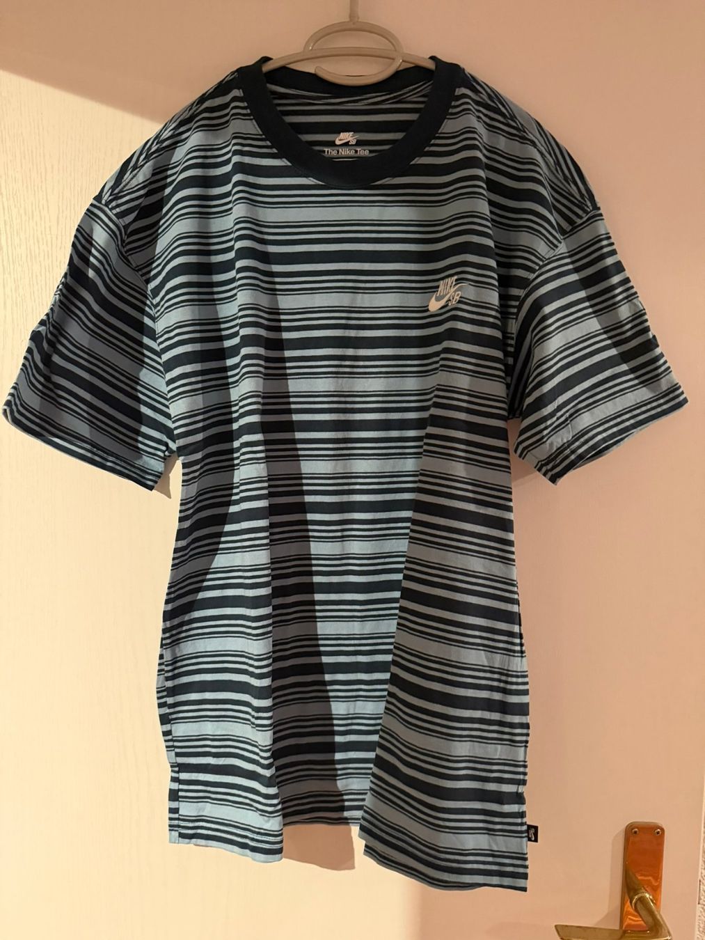 Nike T-shirts: Nike SB T-Shirt - L – D'occasion à Winkel par Studi66