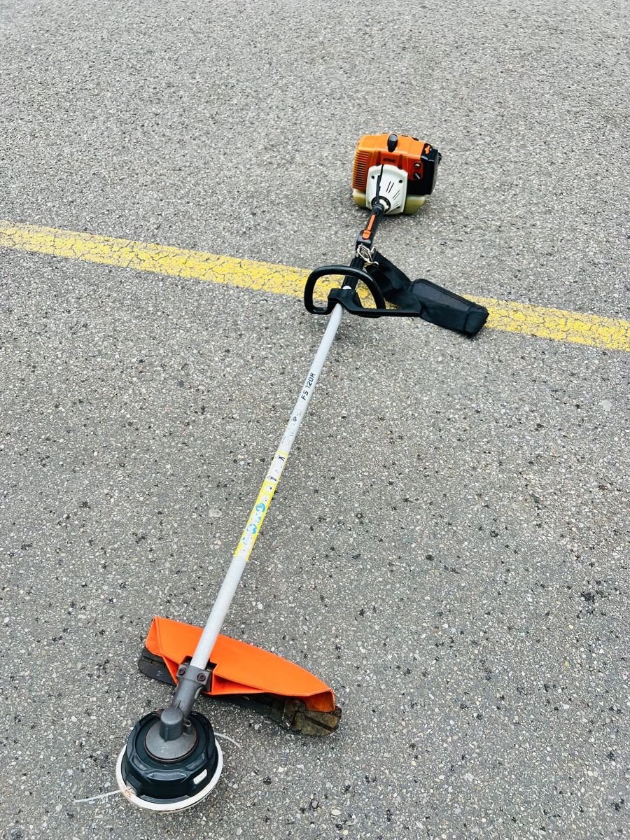 Stihl Tutti gli attrezzi: Rasentrimmer Stihl FS 120 R – Usato da Urdorf venduto da mas_5wfz 6