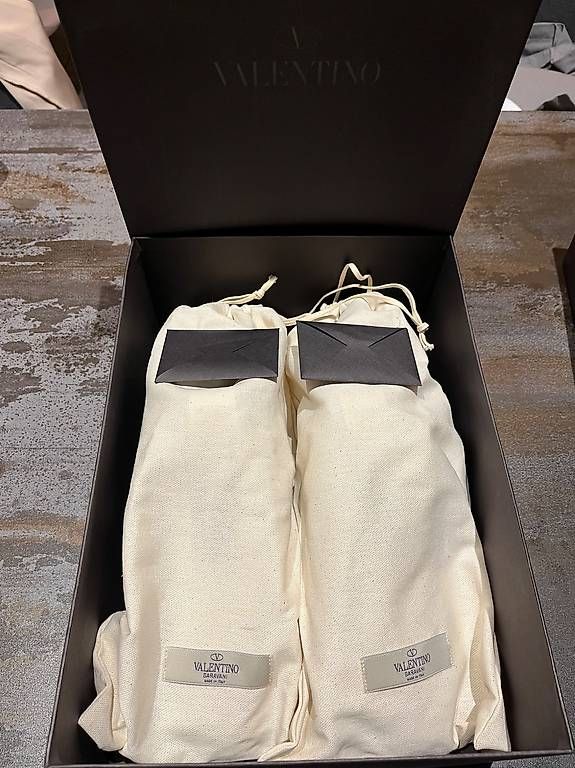 Valentino Scarpe da uomo: Valentino Garavani Sneakers – Nuovo (secondo la descrizione) da Noréaz venduto da StefanR08 4