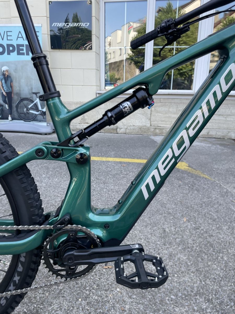 Velos: Megamo Reason CRB 07 – Neu und originalverpackt aus Lenzburg von BalconyBikes 3