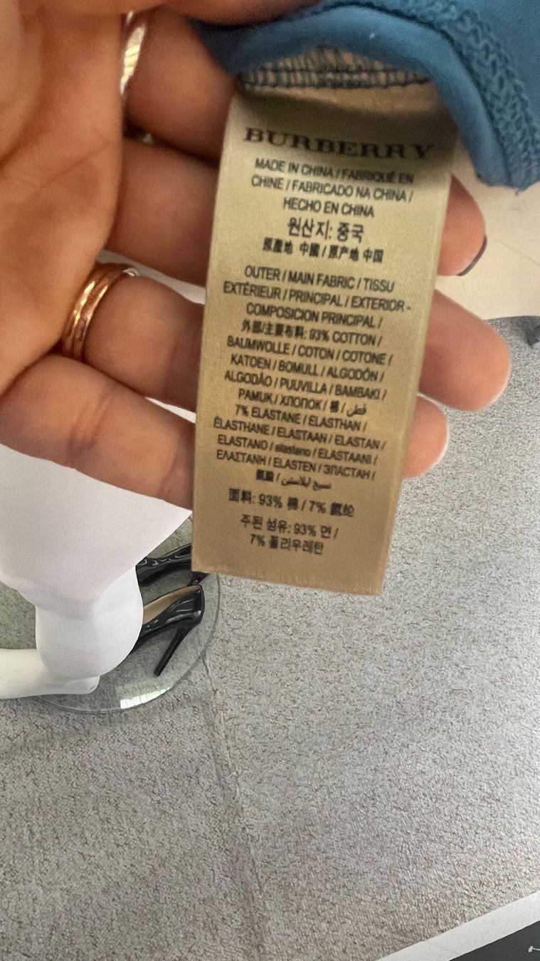 Burberry T-shirt: Burberry Damen T-Shirt – Nuovo e nell'imballaggio originale da Lachen SZ venduto da HelvetiaLuxury 4