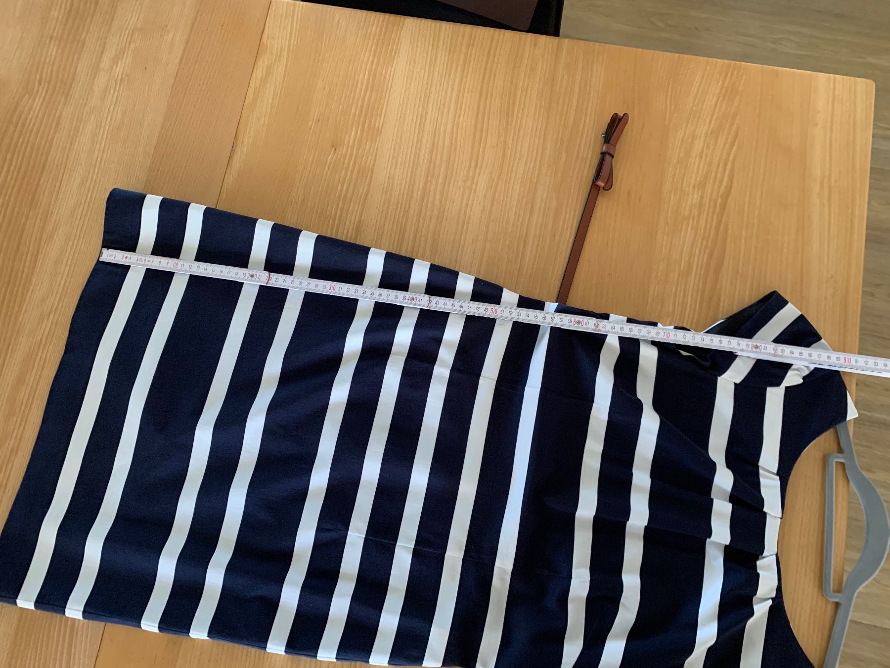 Comma Vestiti: Gestreiftes Comma Kleid, Grösse 38, Frühlingskollektion – Usato da Frauenfeld venduto da CHNENO 5