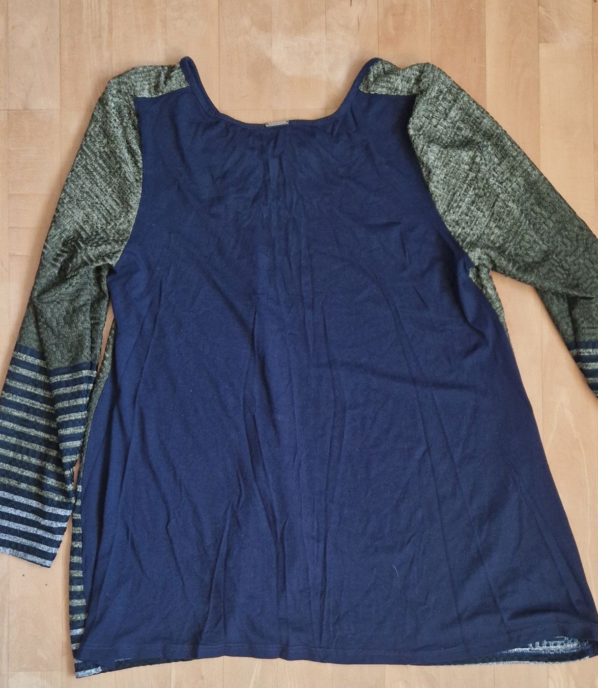 Maglioni & Felpe: Pullover – Usato da Muri b. Bern venduto da mlu_vgj7 1