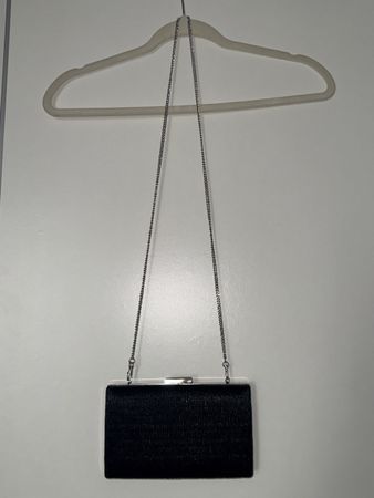 SCHWARZE CLUTCH VON FOREVER NEW NEU