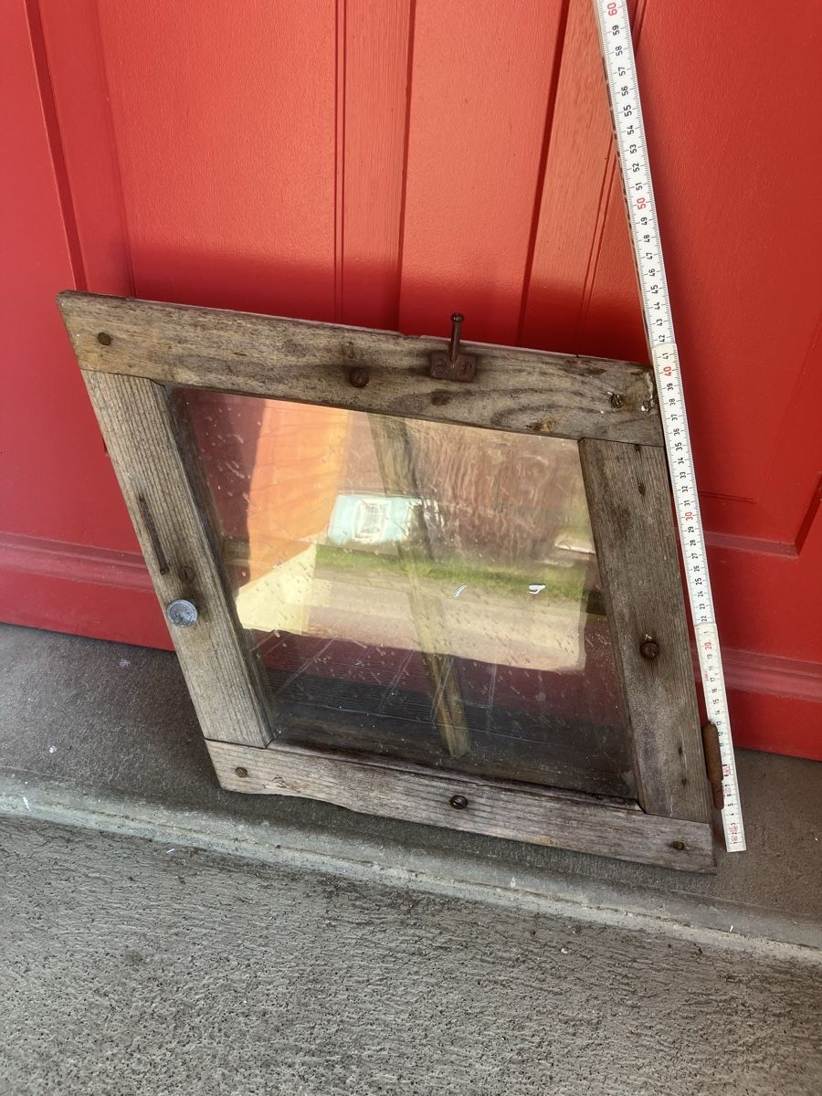 Finestre: Deko, Holzfenster klein mit Vorfenster ??? Schrägfenster – Usato da Neftenbach venduto da 889095 8