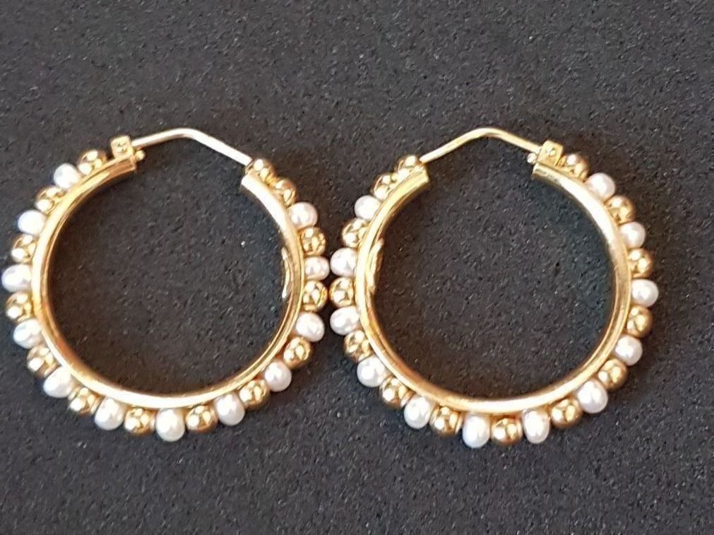 Orecchini pendenti & Orecchini a lobo: Edle Ohrcreolen in Perlen/Gold Design – Nuovo (secondo la descrizione) da Unterägeri venduto da Altgoldschmuck 2
