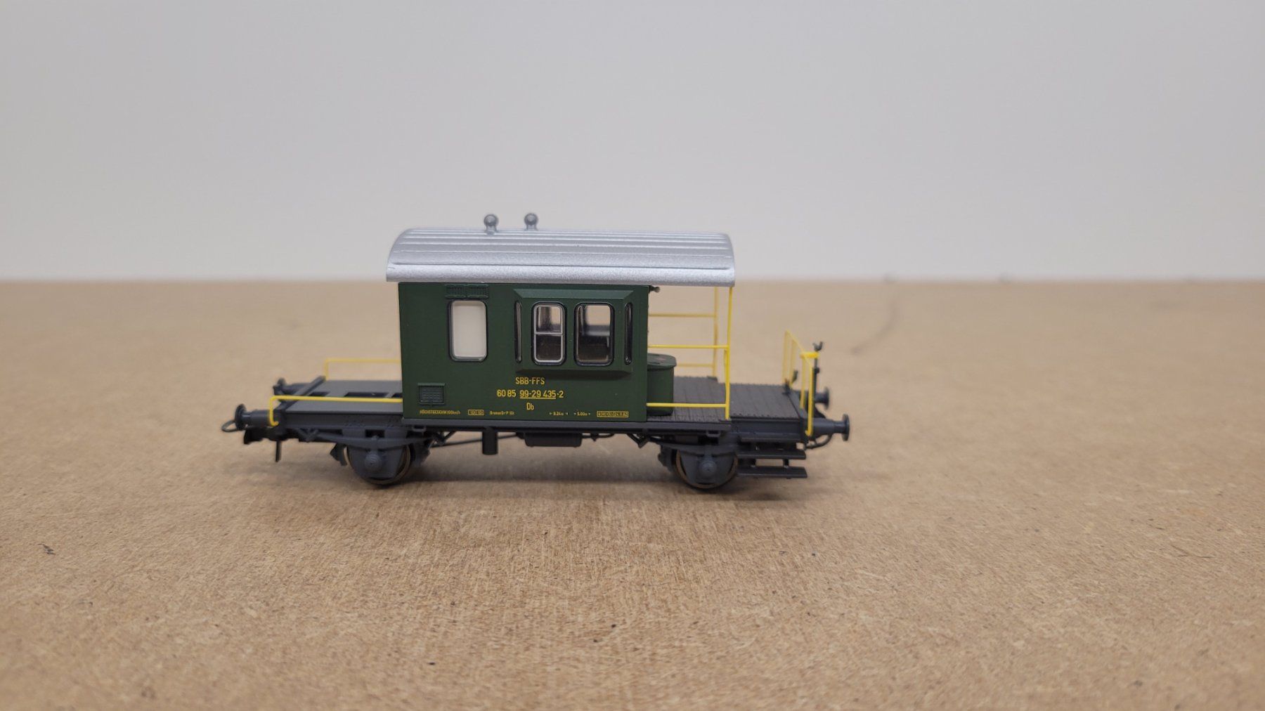 Roco Modelleisenbahnen: Spur H0 Roco 46965 Sputnik SBB AC – Gebraucht aus Büsserach von ModellbahnDepot 4