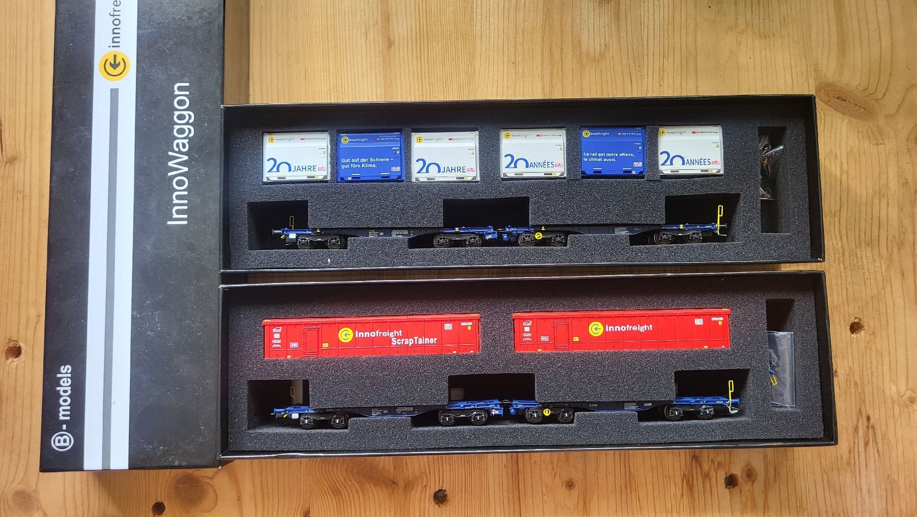 Modellini di ferrovie: Bmodels 90122/90602 Innowagons SBB und DB – Nuovo e nell'imballaggio originale da Basel venduto da Lafadarsch