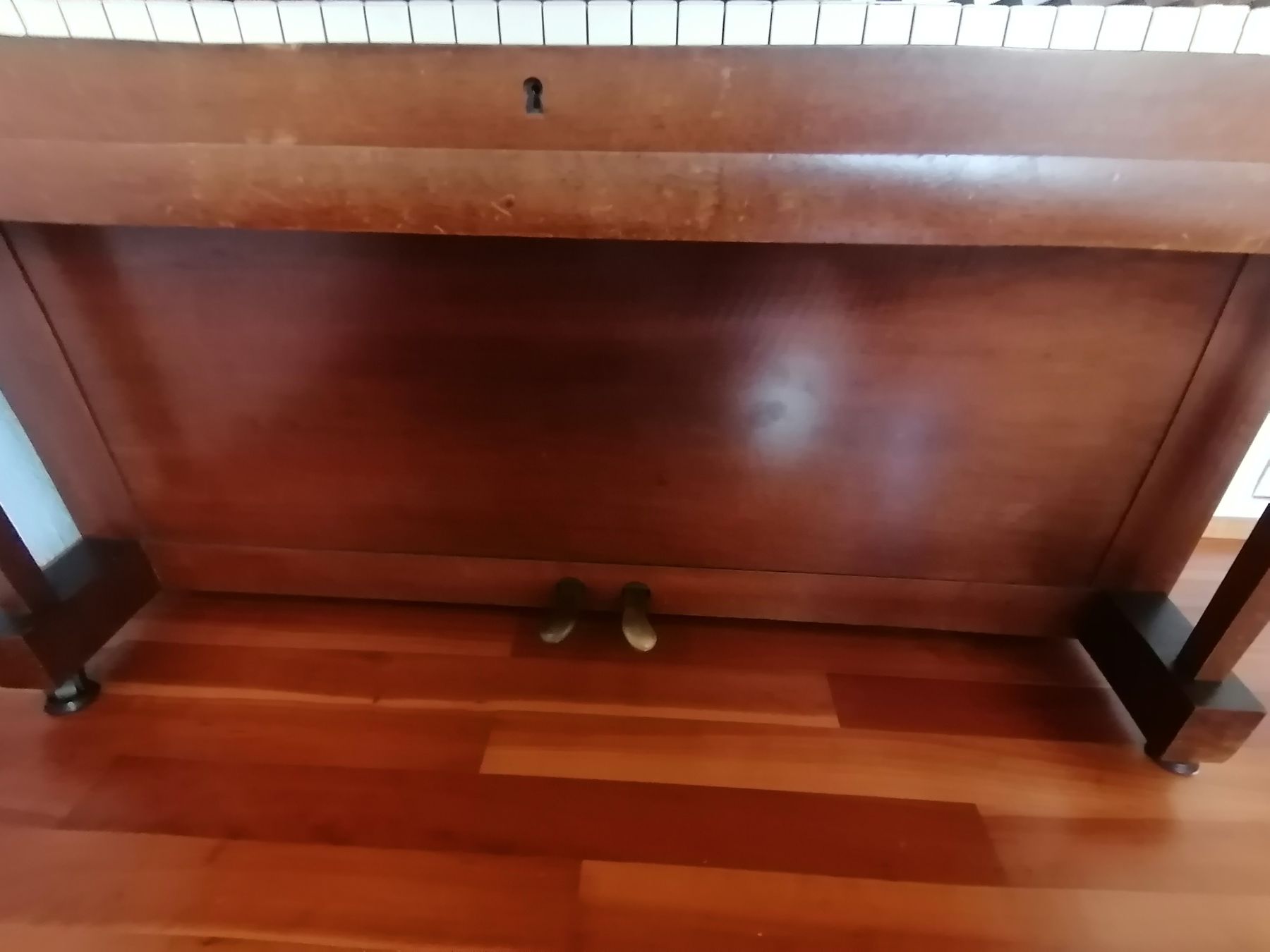 Strumenti musicali: Klavier  Burger & Jacobi – Usato da Werthenstein venduto da Marsche1 3