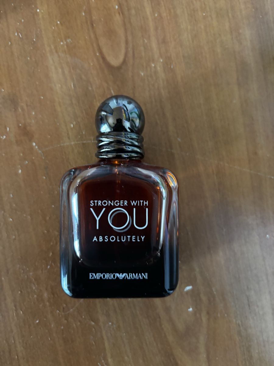Armani Profumi & Eau de Toilette: Armani parfum – Nuovo (secondo la descrizione) da Bargen BE venduto da Thi_hp9t