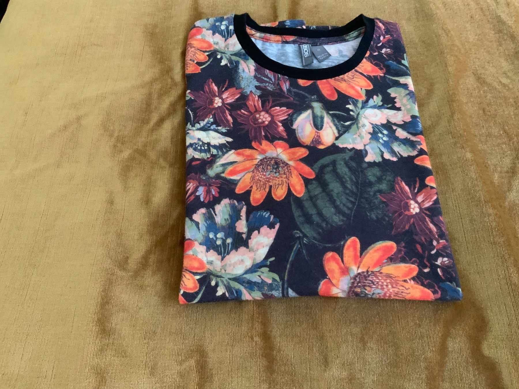 T-shirt: Herren shirt – Usato da Langnau am Albis venduto da Judithsebi 2