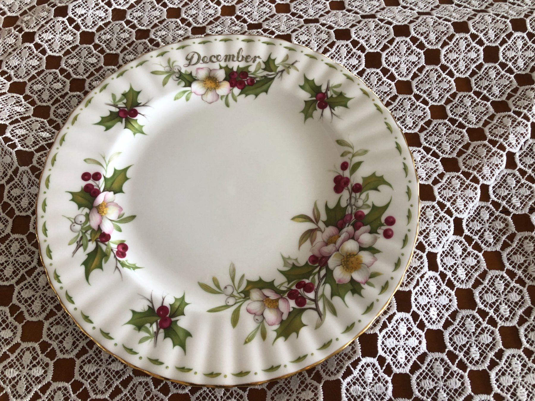 Royal Albert Set di piatti: Royal Albert Set Tasse und Teller neu – Nuovo e nell'imballaggio originale da Eich venduto da Jokove63 1