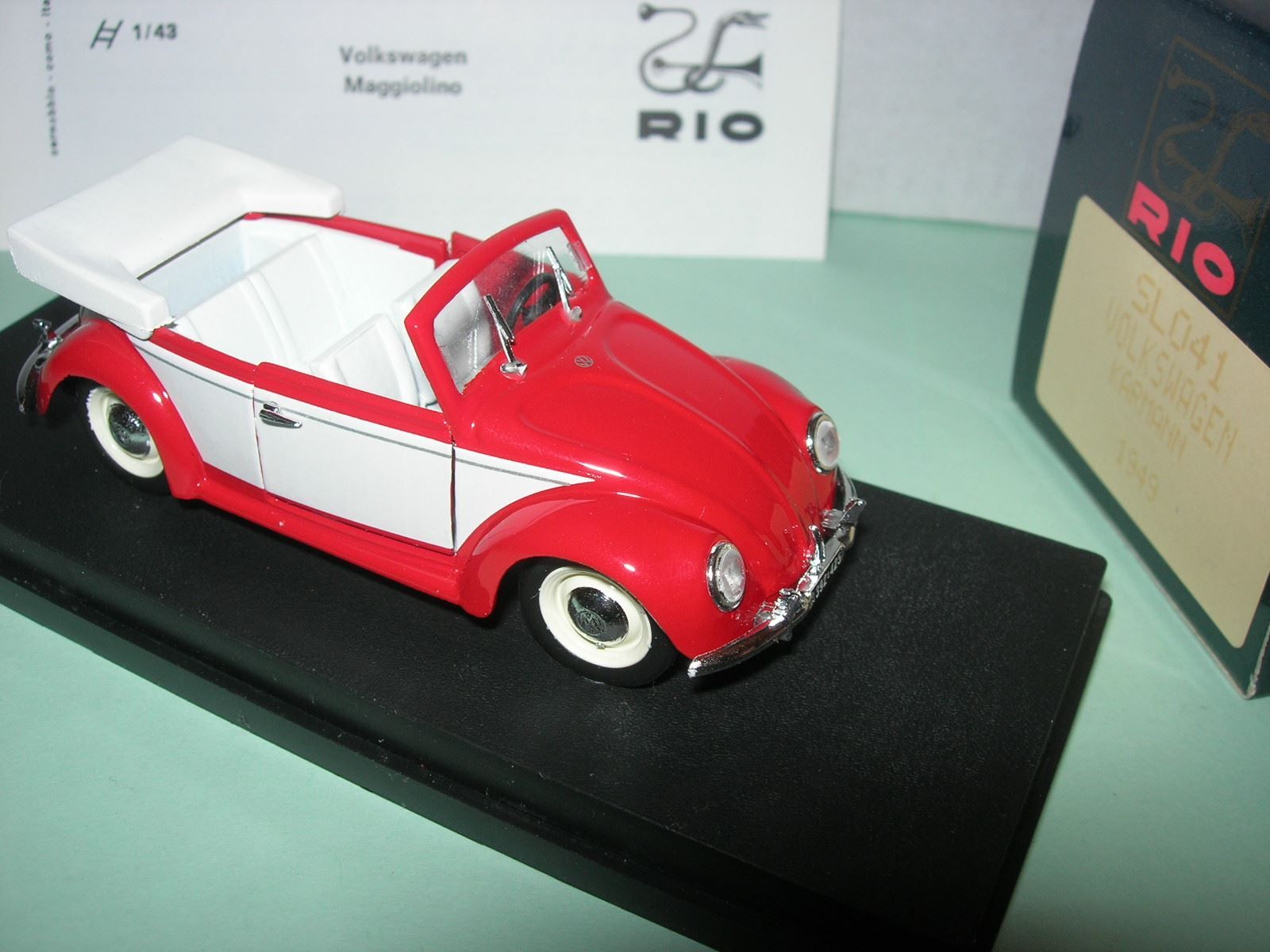 Volkswagen Modellautos: VW  Käfer Karmann 1949 * Rio 1:43 – Neu und originalverpackt aus Hornussen von Amw 3