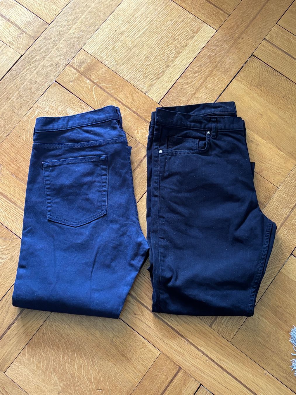 H&M Jeans: 2 Herren Jeans H&M Grösse 33 – Usato da Genève venduto da Buens4