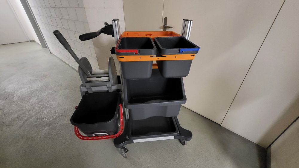 Taski Mini Trolley (Gebraucht) in Sursee für CHF 400 – nur Abholung auf ...