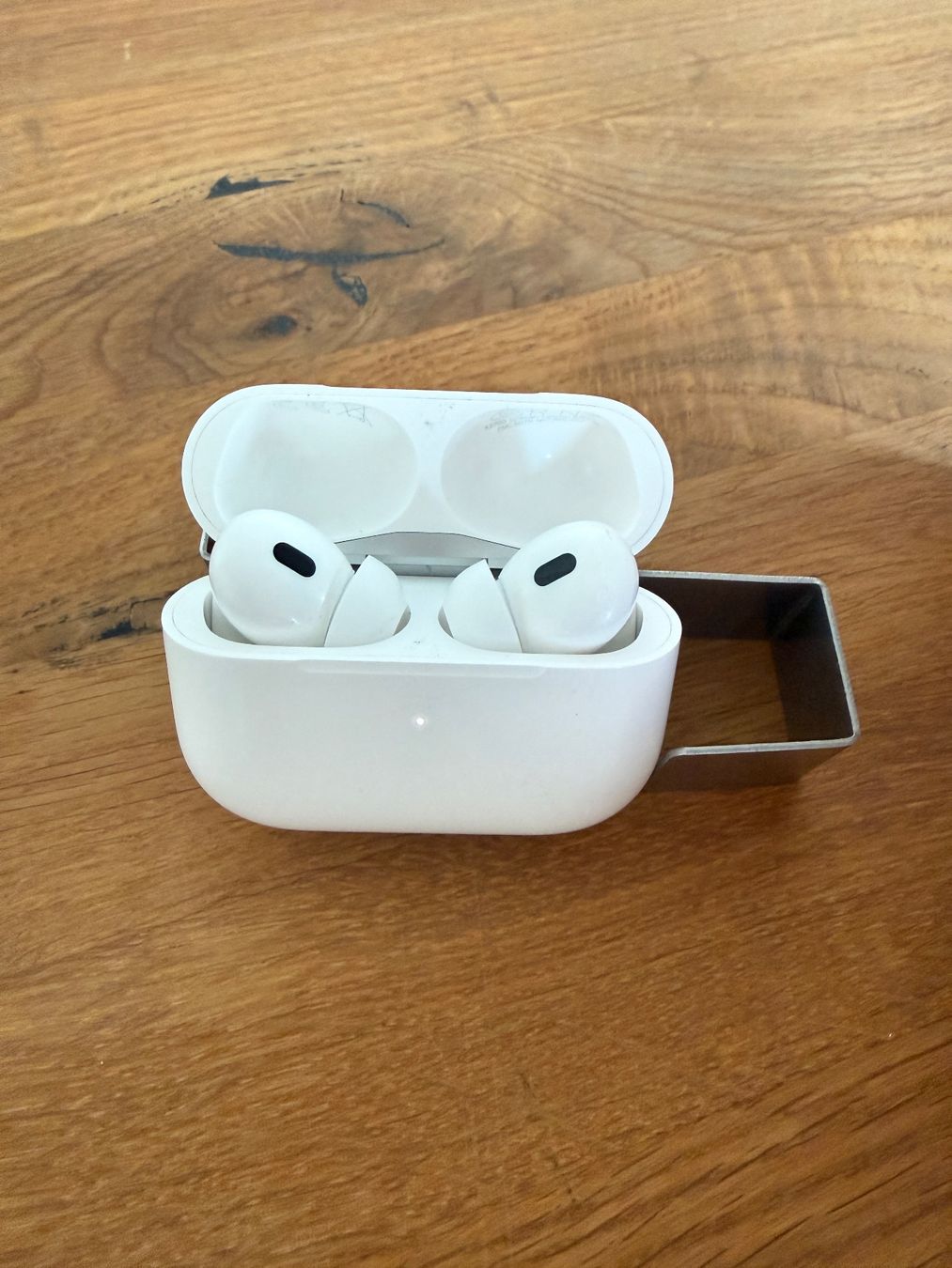 Apple Casques audio: APPLE AirPods Pro 2 – D'occasion à Lausanne par Nine1982