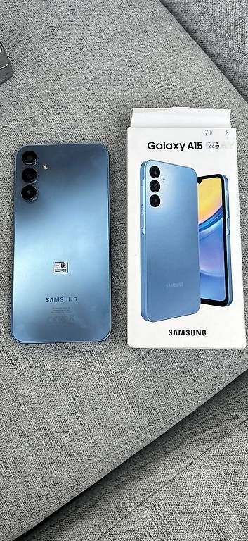 Telefoni cellulari / Smartphones: Samsung Galaxy A15 5G 128GB hellblau – Usato da Uerkheim venduto da Pata180817
