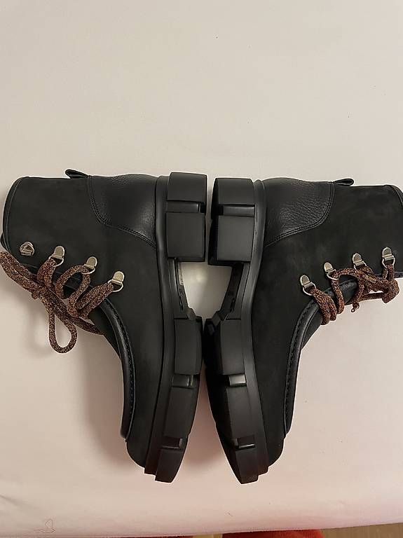 Scarpe da donna: POLLINI Stiefelte NEU – Usato da stgallen venduto da vino62 4