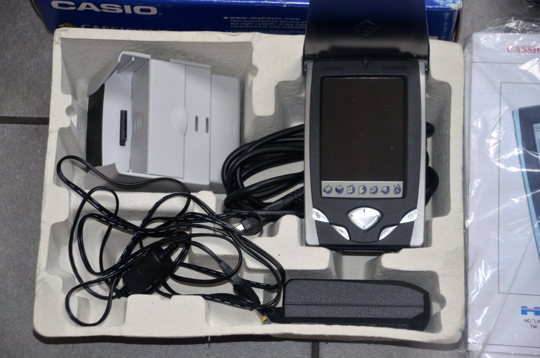 Casio Palmari: Casio Cassiopeia BE-300 PDA – Usato da Collonges venduto da arashee 3