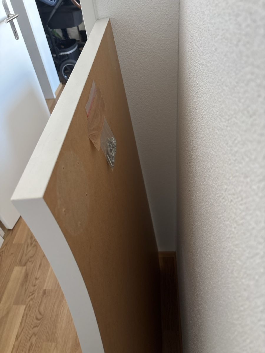 Schreibtische: Schreibtischplatte Ecke weiss von Ikea  – Gebraucht aus Egnach von ale_rc6y 3