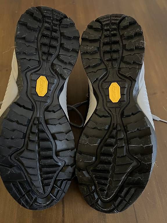 Damenschuhe: Scarpa 39 Neu  – Gebraucht aus Glarus von luli296 1