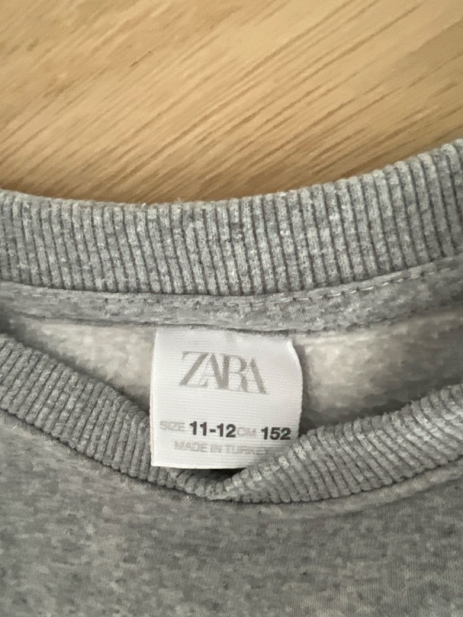 Lotti & Set di vestiti: 3 Pullover Grösse 152/L Zara Nike – Usato da Rorschach venduto da zlatokosa85 1