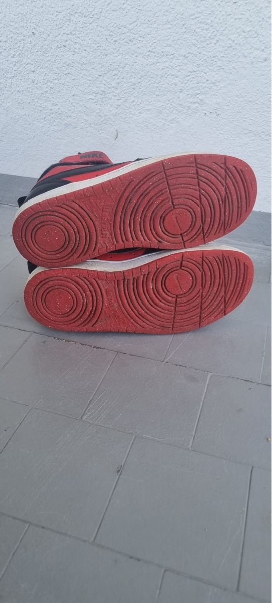 Nike Scarpe per ragazzi: Nike High-Top Sneaker. 36.5  – Usato da Amriswil venduto da ALETAL 1