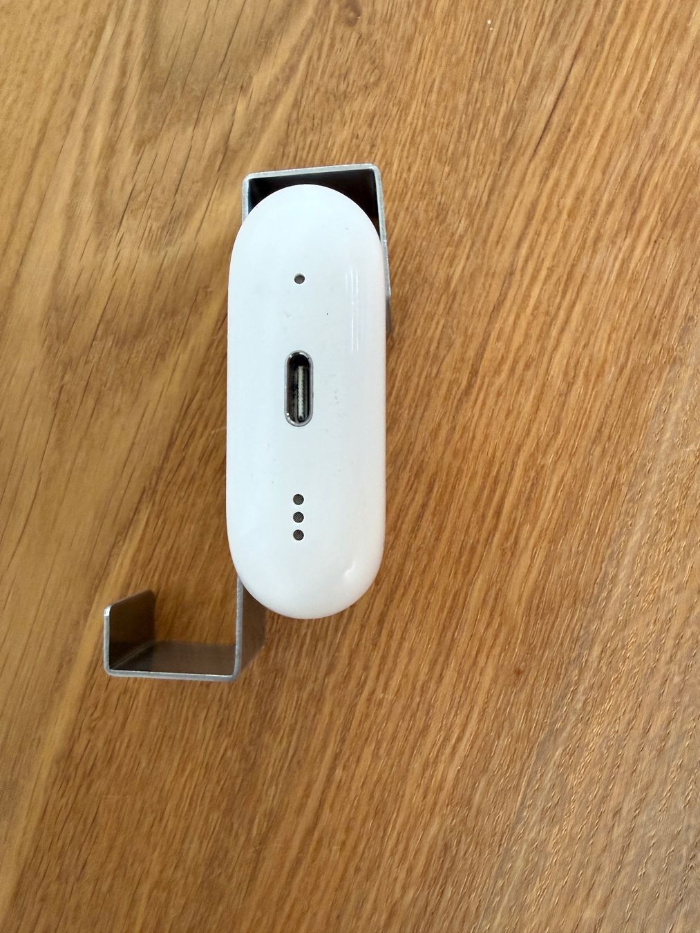 Apple Cuffie: APPLE AirPods Pro 2 Charging Case – Usato da Lausanne venduto da Nine1982 8