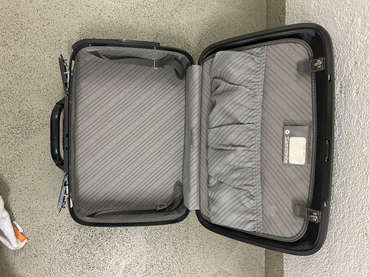 Samsonite Valigie: Samsonite Koffer wie neu 49 x 35 cm – Nuovo (secondo la descrizione) da Zürich venduto da Nick345 3