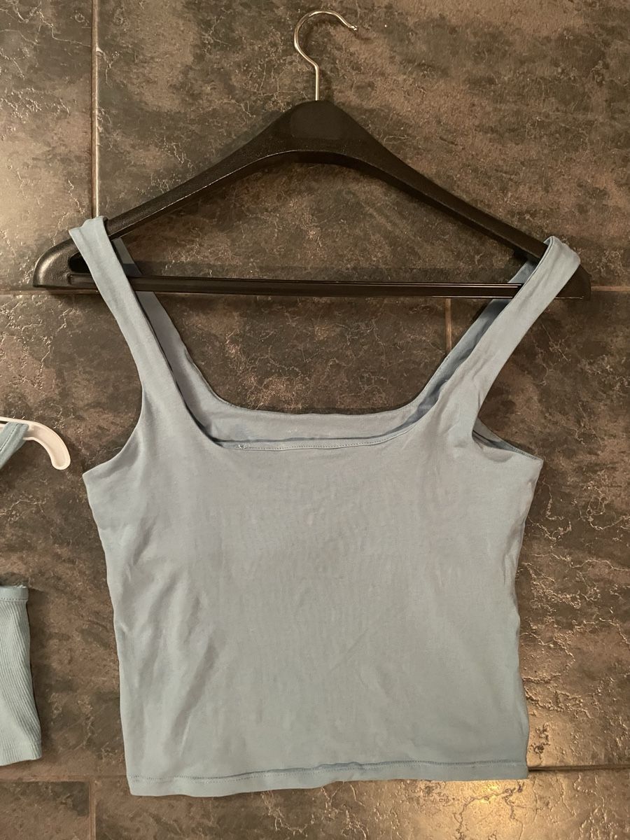 Tops: Top-Shirt – Gebraucht aus Mettmenstetten von sde_mnv2 1