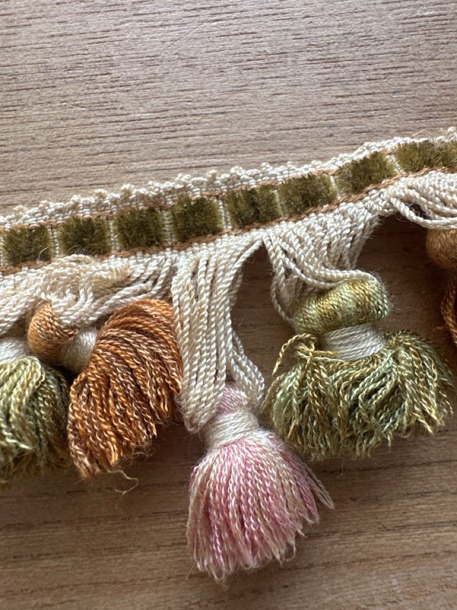Alle Dekorationen: Bordure avec pompons 3x 3 mètres – Gebraucht aus Thun von lig_f678 1
