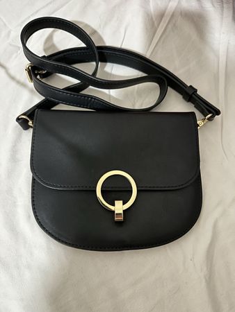 New Pieces shoulder bag