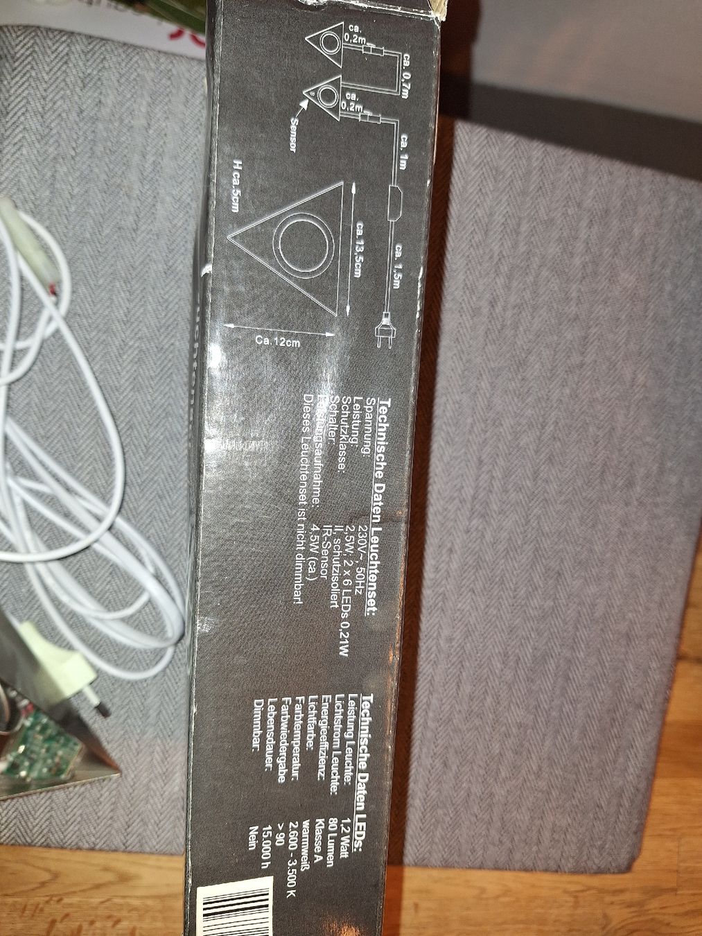Lampade: LED Unterbauleuchtenset mit Infrarotsensor – Nuovo (secondo la descrizione) da Zürich venduto da rotezora67 4