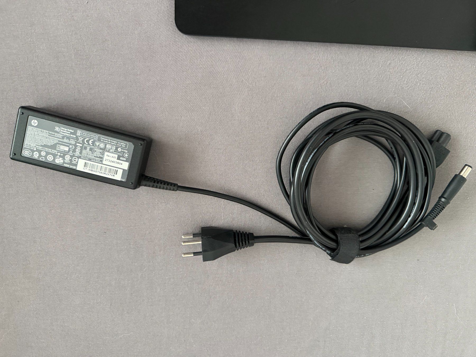 Hewlett Packard Docking station: HP 2013 UltraSlim Docking Station – Usato da Zürich venduto da ger_sy28 4