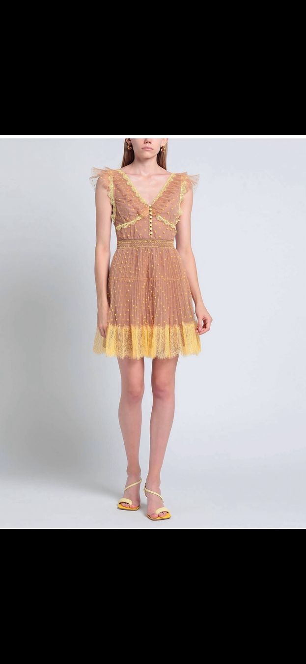 Self-Portrait Vestiti: Self portrait dress UK8 neu – Nuovo (secondo la descrizione) da Kloten venduto da Fibbit