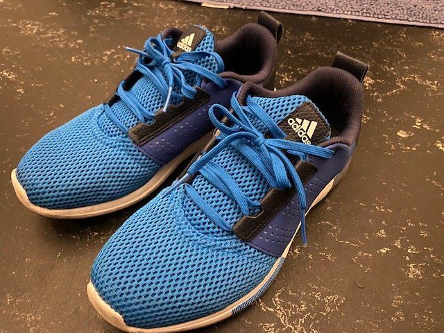 Adidas Scarpe da uomo: Adidas Laufschuhe / Sneaker Supercloud Blau Gr. 43.5 – Usato da Uitikon Waldegg venduto da giumarco