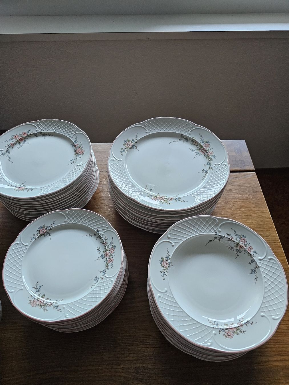 Villeroy & Boch Geschirrsets: Villeroy boch Rosette - 50x – Gebraucht aus Biel/Bienne von crima 2