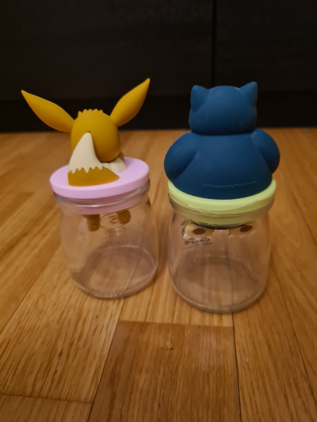 Statuette: Pokemon Eevee and Snorlax Storage Jar – Usato da Baar venduto da BelzAnimemarkt 1