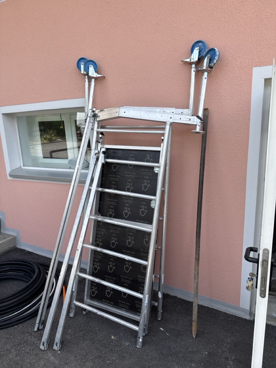 Ponteggi: Rollgerüst Krause – Usato da Laupersdorf venduto da aut_y6sb