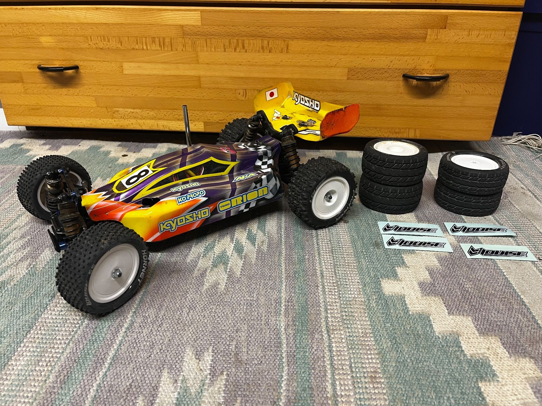 Modellismo RC: Teppichbuggyracer und div. Teile – Usato da Zeihen venduto da lun_f2v2
